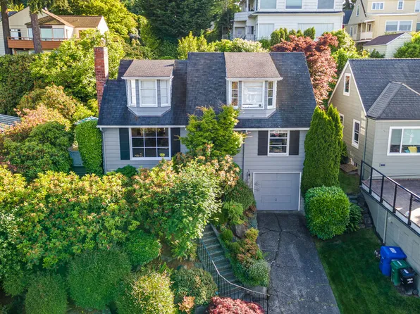 5051 Harold Pl NE, Seattle, WA 98105