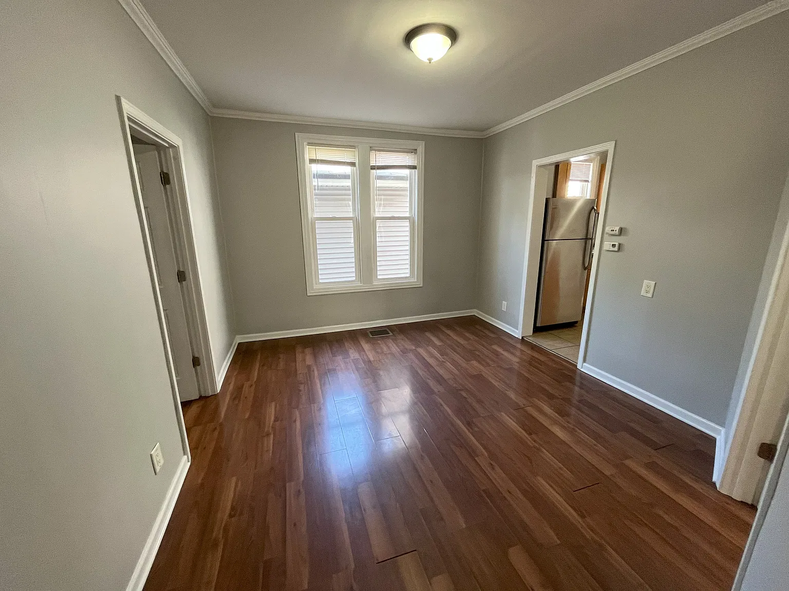 2 bed, 900 sqft, $2,000 — Photo 3