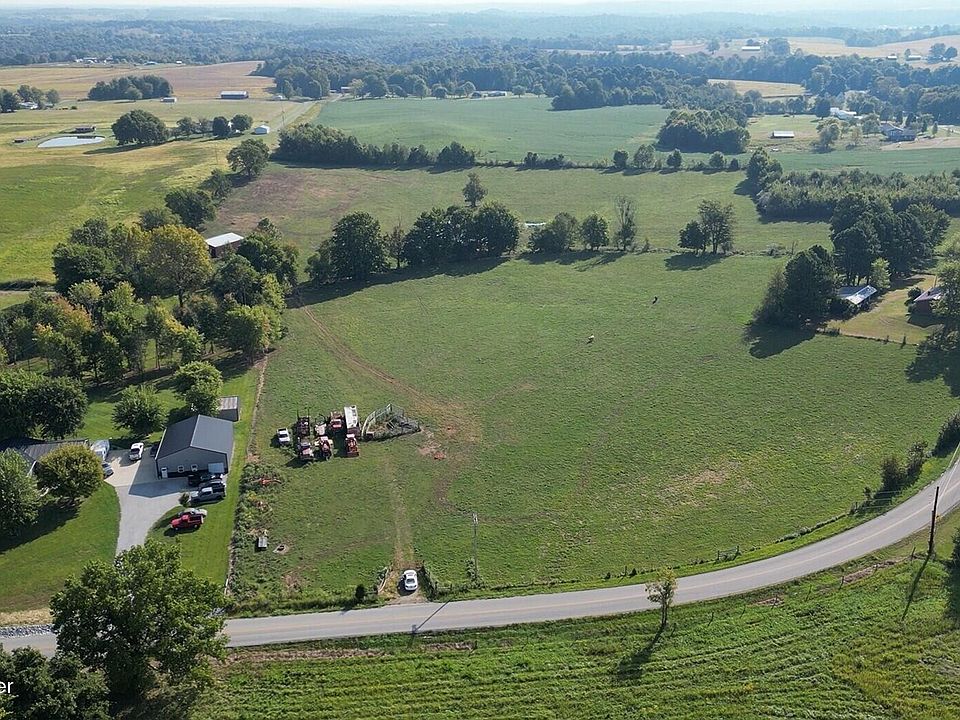 1st image of 860 Sadler Rd