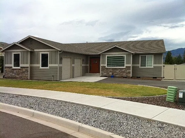 1363 Boulder Loop — Photo 3