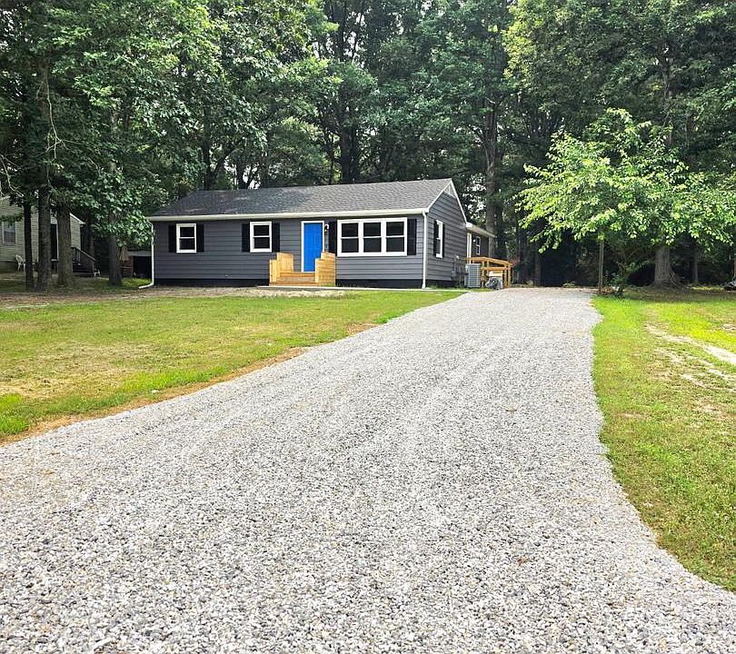 1st image of 1706 Samuel Ln