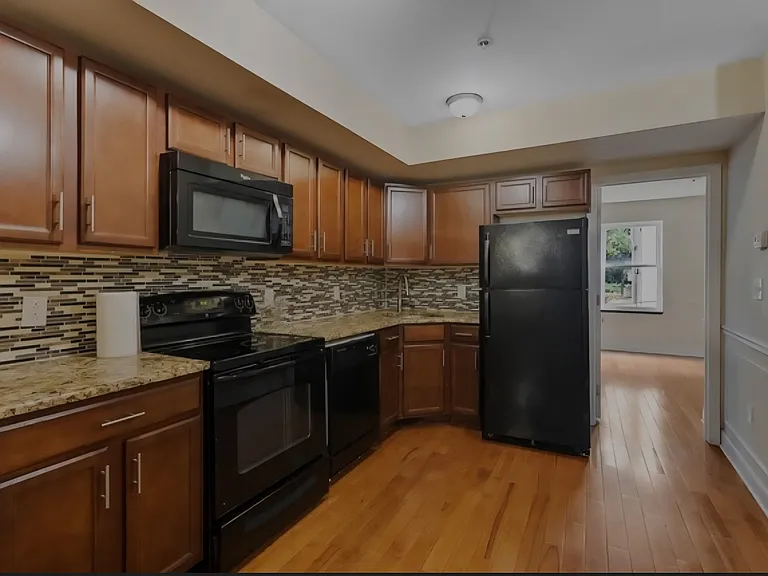 1708 Cecil B Moore Ave #2 — Photo 10