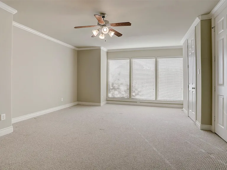 9133 Creekstone Lake Dr — Photo 16
