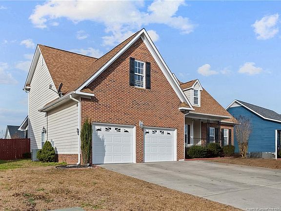 2nd image of 1036 Thistle Gold Dr