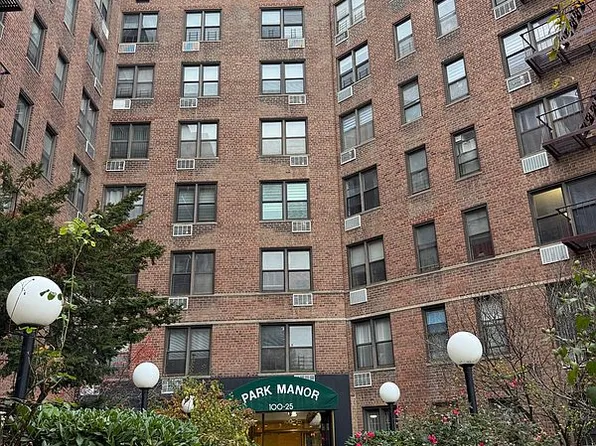 100-25 Queens Blvd #6EE, Flushing, NY 11375