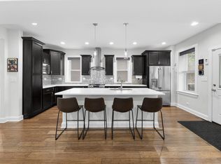 2505 W Ainslie St APT 1, Chicago, IL 60625