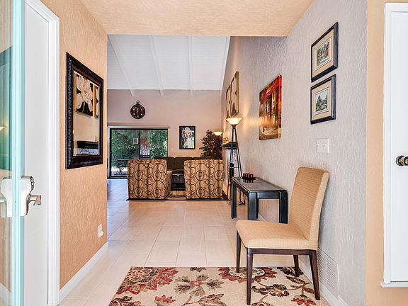 5th image of 37530 Los Cocos Dr E