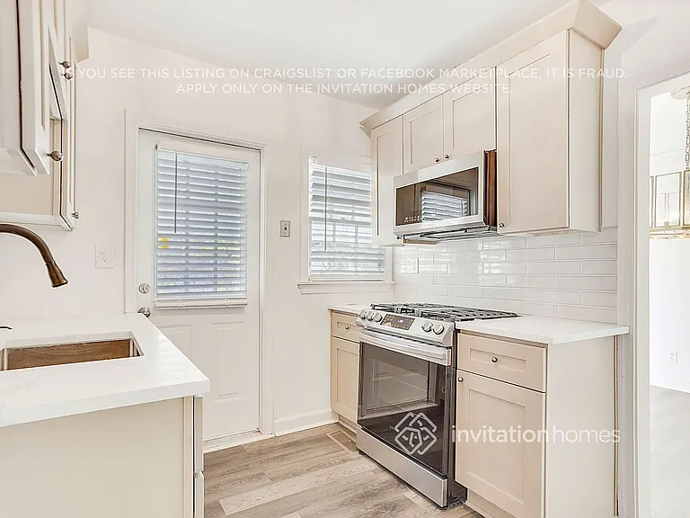 1883 Dresden Dr NE — Photo 11