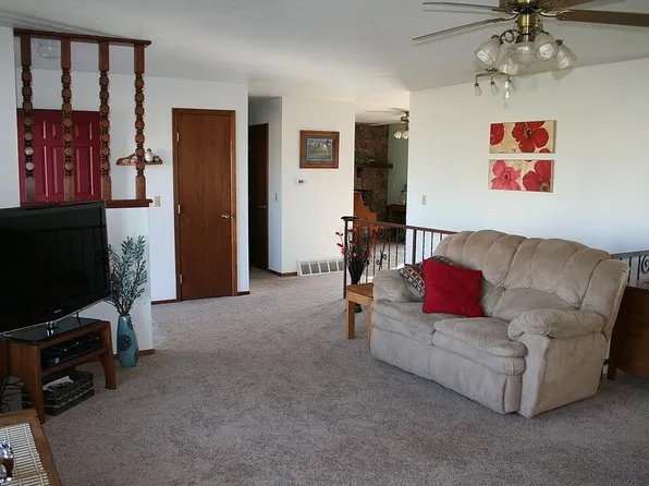 524 3rd Ave SW, Park City, MT 59063