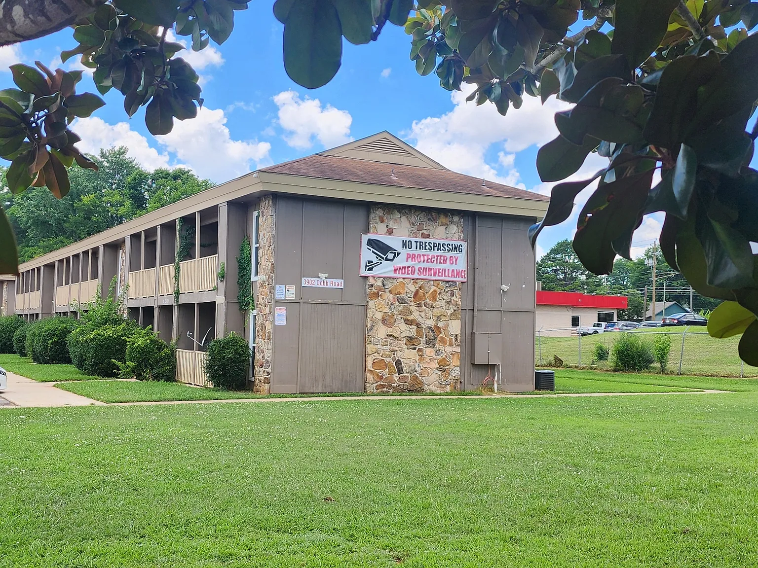 Villa Madrid - 3902 Cobb Road 3813 Triana - 104 E — Photo 2