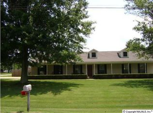 132 Monica Ave SE, Decatur, AL 35603