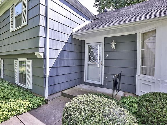 4th image of 3 Cricket Hill Dr