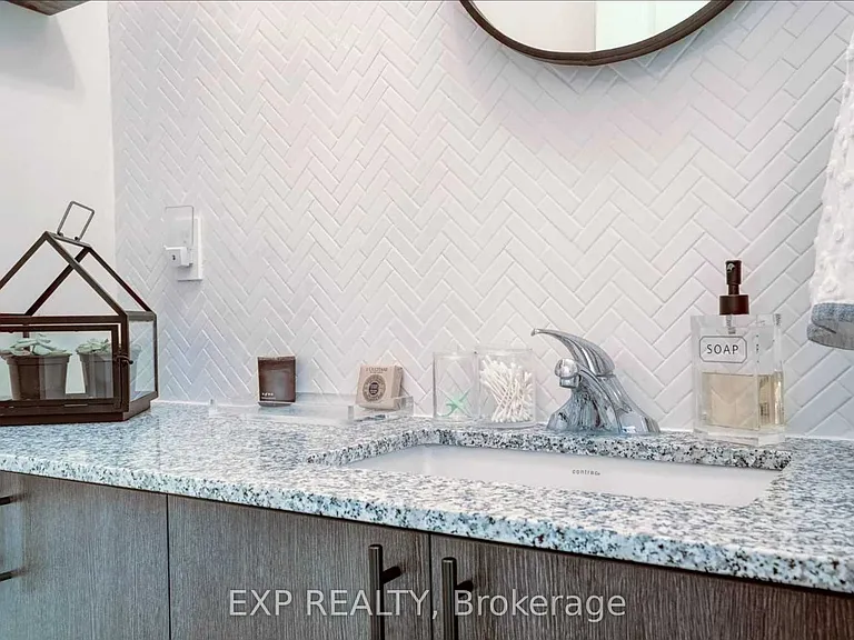 2522 Keele St #419 — Photo 6