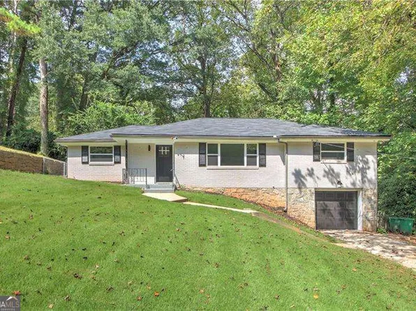 2926 Monterey Dr, Decatur, GA 30032