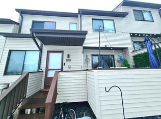 181 Cypress Rd #181, Newington, CT 06111