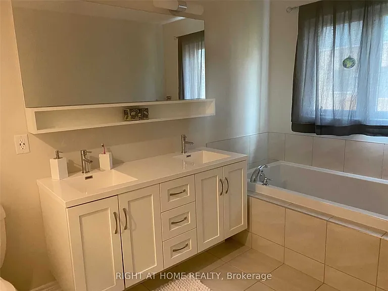 11 Willow Ln #73 — Photo 8