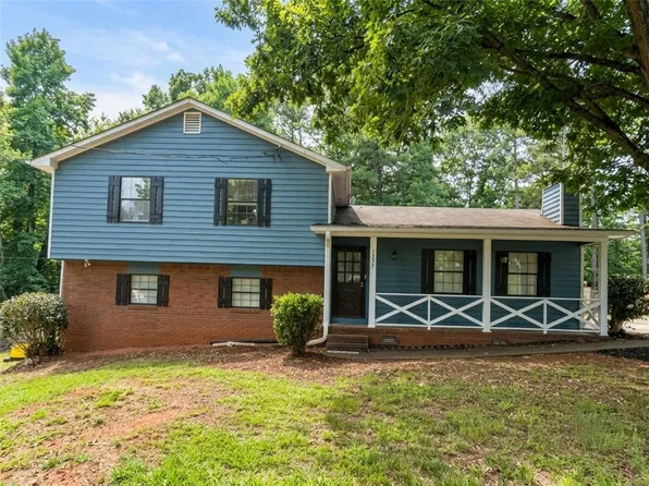 1357 Monfort Rd, Lawrenceville, GA 30046