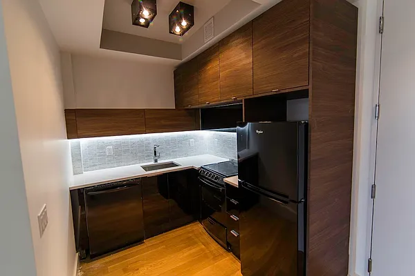 Rented by Nooklyn NYC LLC | media 94