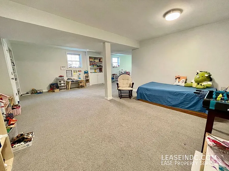 4439 Springdale St NW — Photo 31