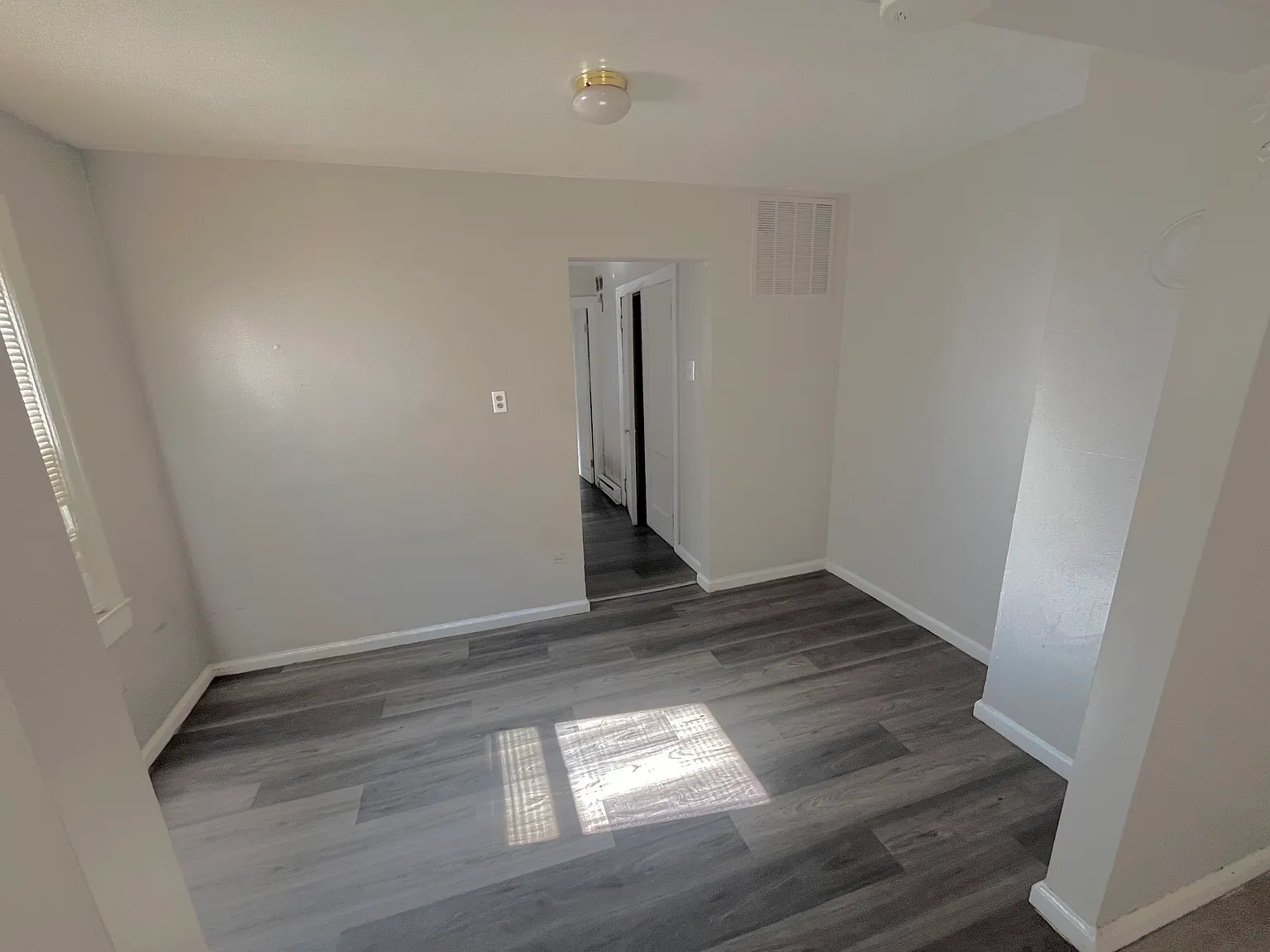 1 bed, 572 sqft, $750 — Photo 4