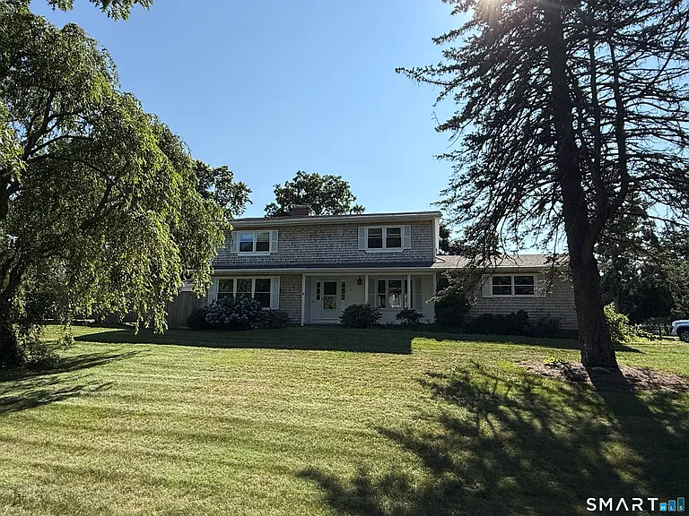 37 Marlin Dr — Photo 2