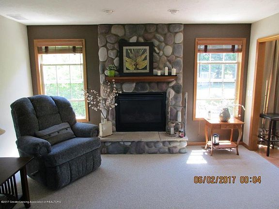 4th image of 502 N Miller Dr #27