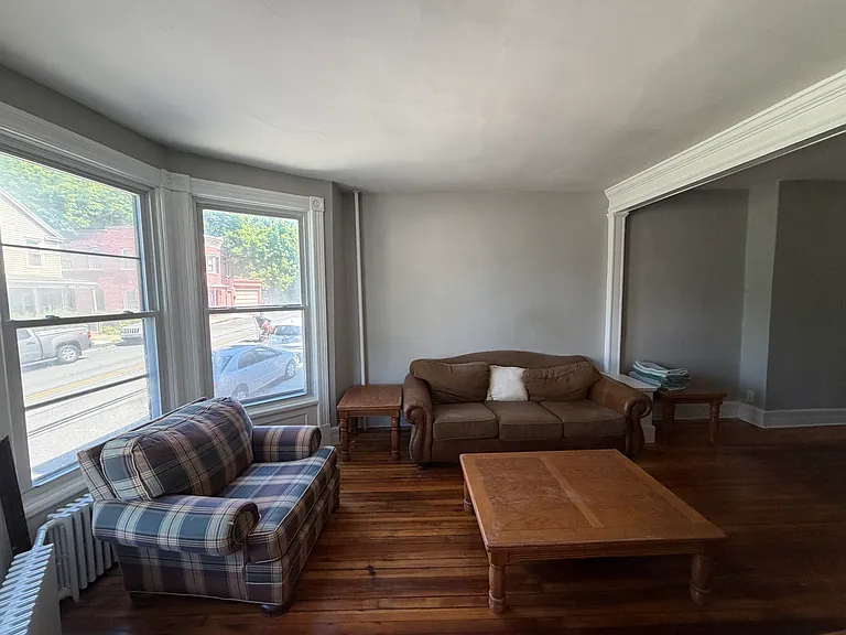 53 Oakwood Ave #A — Photo 5