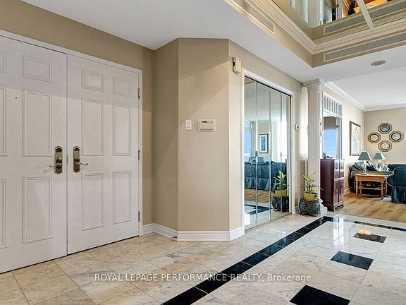 4th image of 1480 Riverside Dr #2002