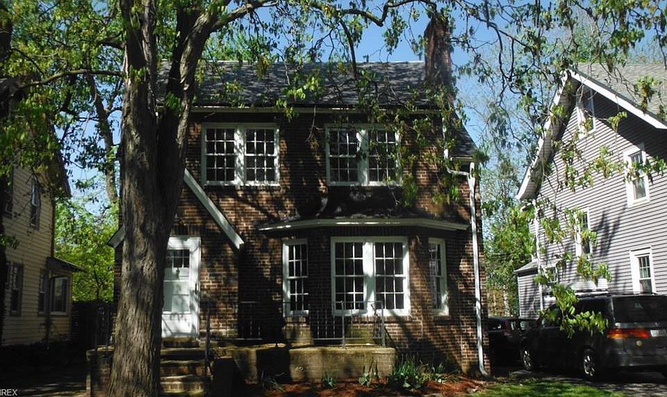 1st image of 364 Dalwood Dr