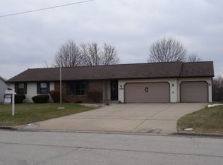 2794 Oslo Dr, Green Bay, WI 54311