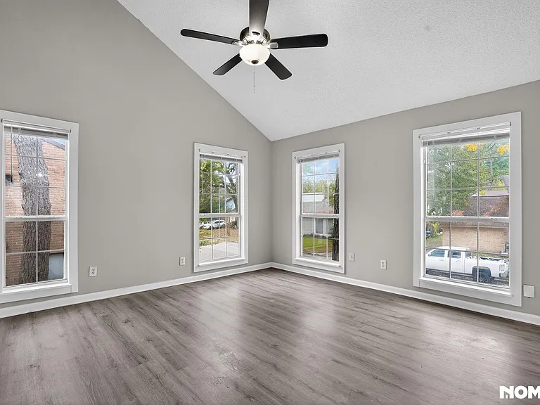 17805 Villa Way Dr — Photo 11