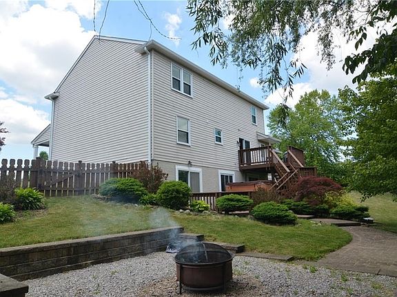 3rd image of 11976 Firefly Dr