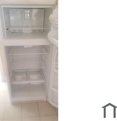 4th image of 8137 S Maryland Ave #2