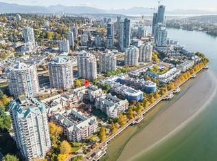 1220 Quayside Dr #201A, New Westminster, BC V3M 6H1