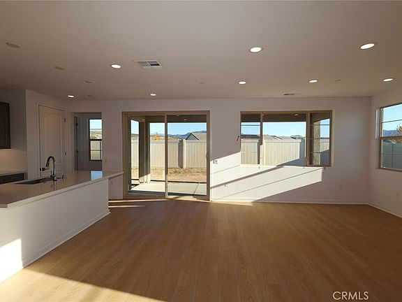 5th image of 28908 Vertex Way