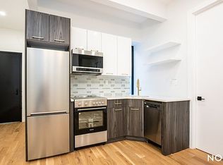 377 S 1st St #2B, Brooklyn, NY