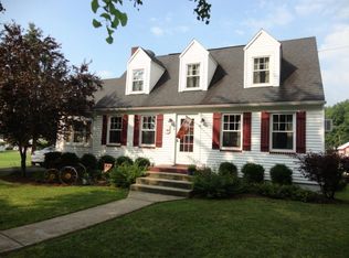 225 8th St, Lewistown, PA 17044