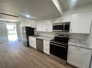 936 E Nicholes Ave, Layton, UT 84040