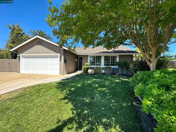 896 Manton Ct, Concord, CA 94518