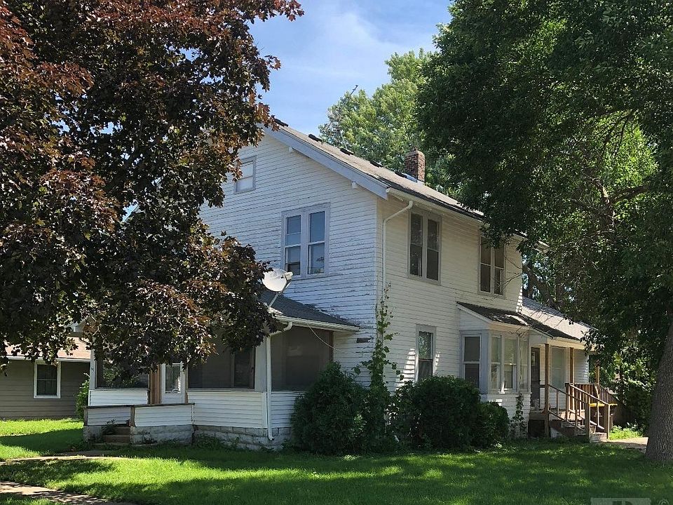 1st image of 119 N Park St