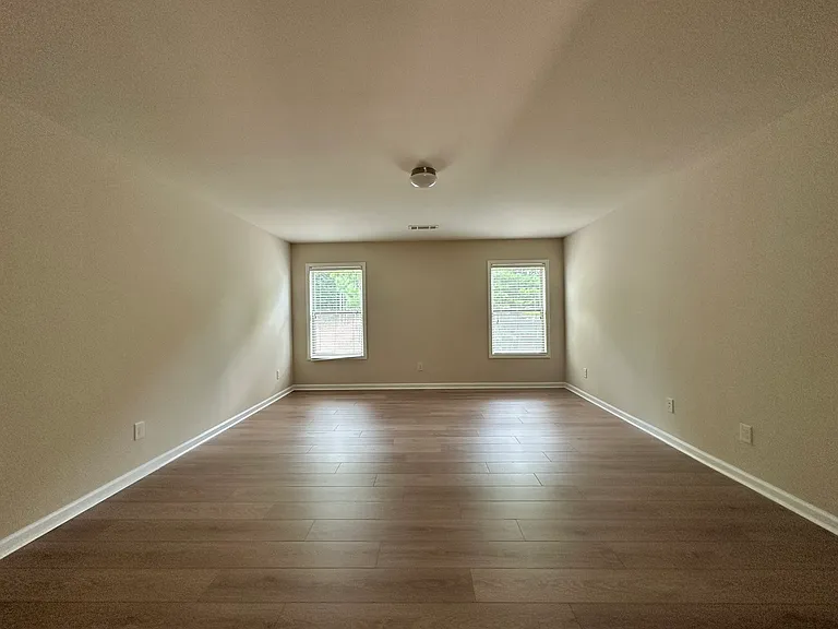 1610 Apple Blossom Dr — Photo 19