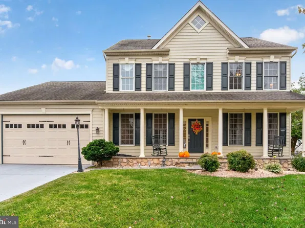 1131 Tournai Ct, Woodbridge, VA 22191