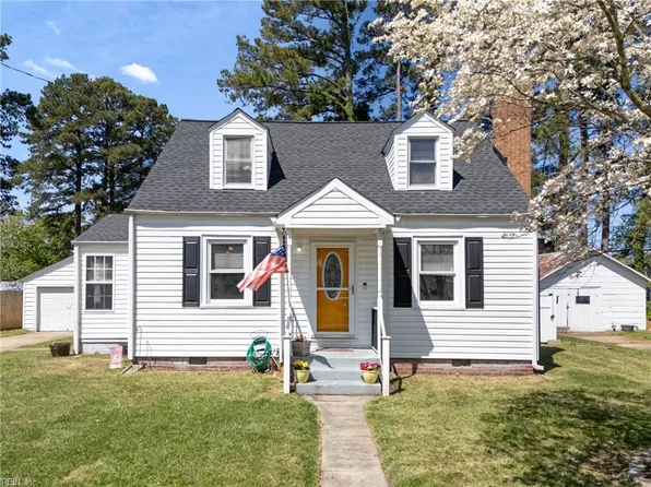 13 Byers Ave, Portsmouth, VA 23701