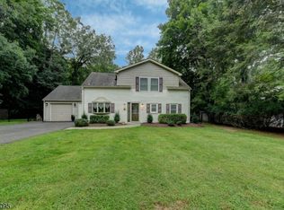 64 Grove St, Oakland Boro, NJ 07436
