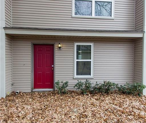 3rd image of 2610 E Kantz Dr