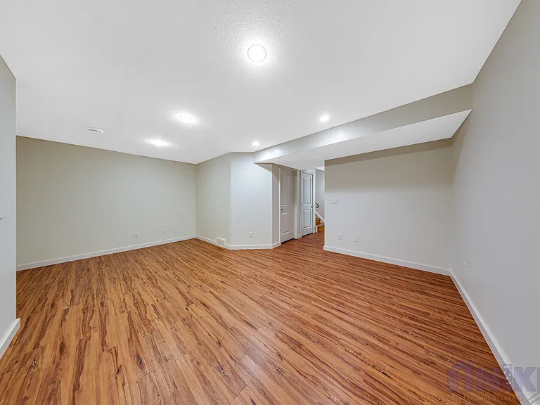 710 Gordon Rd — Photo 19
