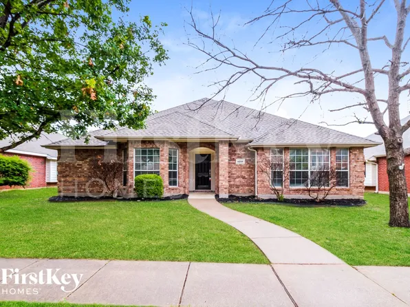 1233 Logan Dr, Lewisville, TX 75077