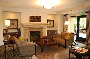 4th image of 317 Groveland Ave Unit 305