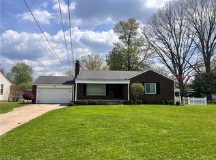 4047 Cascade Dr, Youngstown, OH 44511