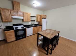 1838 High St APT 3, Eugene, OR 97401